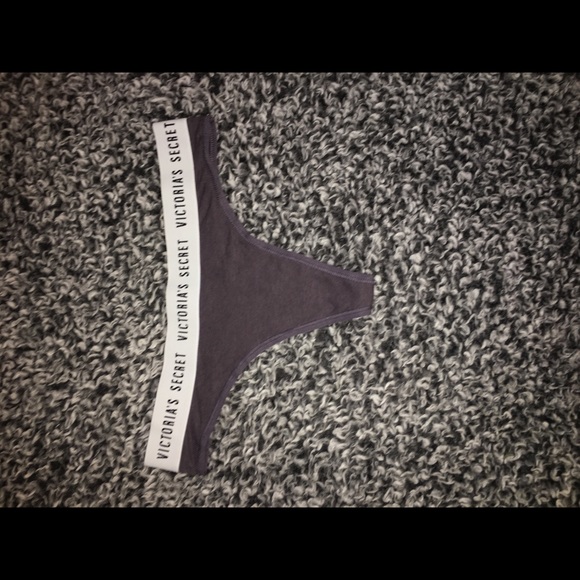 Victoria's Secret Other - NWOT logo thongs
